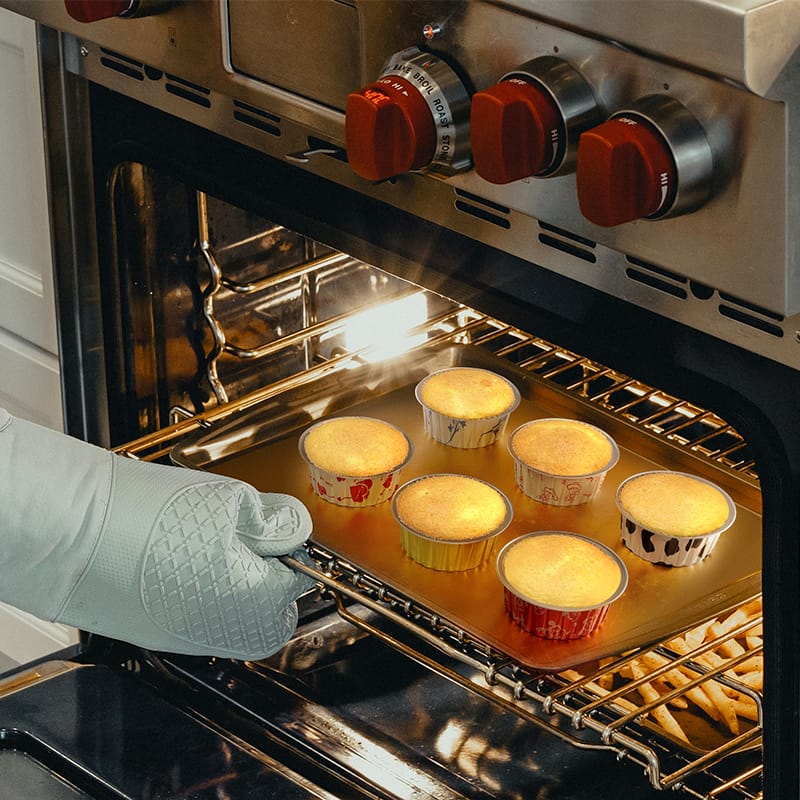 Use Aikou Foil Baking Cups For Cupcakes Baking