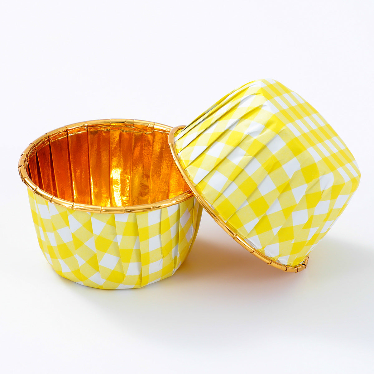 Pink Checkered Aluminum Foil Baking Cup – 68mm Top, 50mm Base, 40mm Height